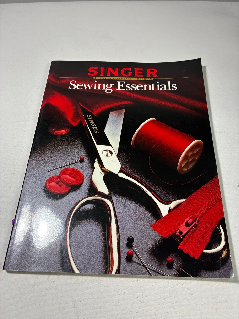 Singer Sewing Essentials Kit Guide - Red